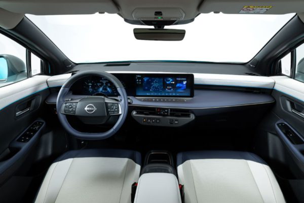 Nissan_Leaf_2025_001